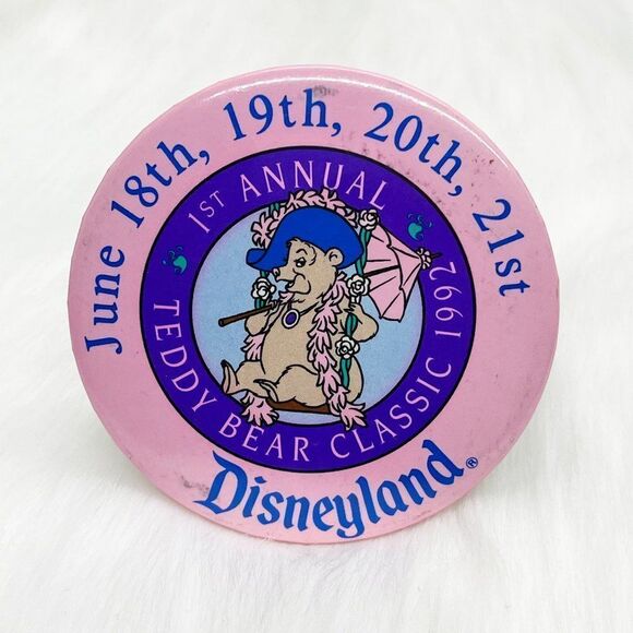 🔮 5/$25 Vintage Disney Disneyland 1st Annual Teddy Bear‎ Classic 1992 Pin - Picture 1 of 2